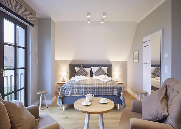 Reetland Am - Premium Reetdachvilla Mit 3 Schlafzimmern, Sauna Und Kamin F10 Feriehus Dranske