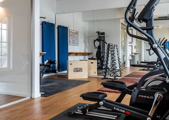 Reetland Am - Premium Reetdachvilla Mit 3 Schlafzimmern, Sauna Und Kamin F10 *